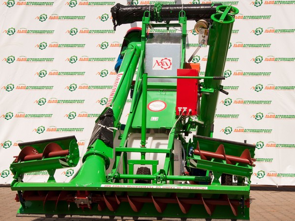 Machines for treating seeds of grain and leguminous crops